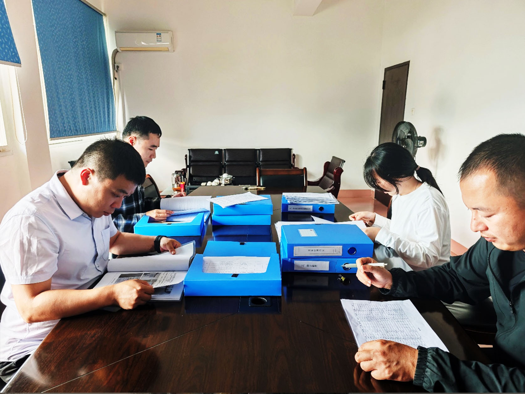 1762932695.jpg 1762932695.jpg