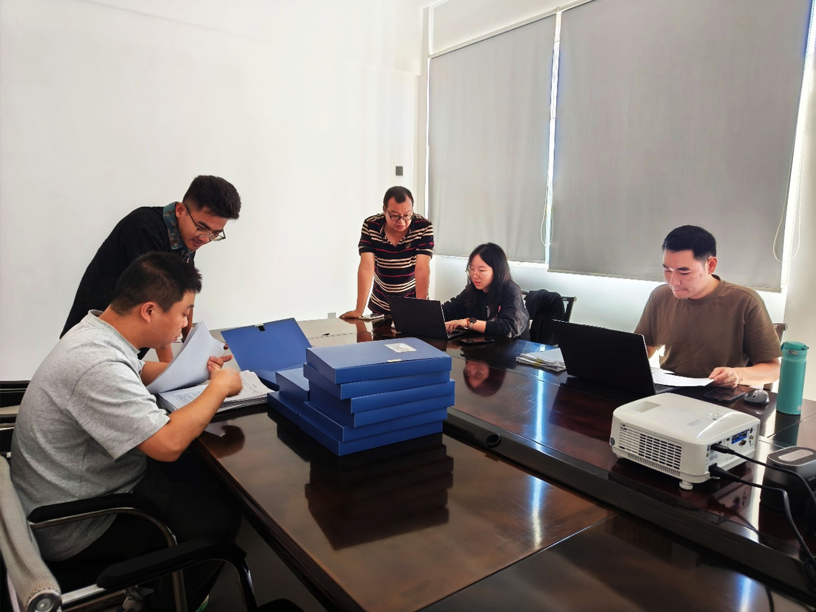 1762932846.jpg 1762932846.jpg