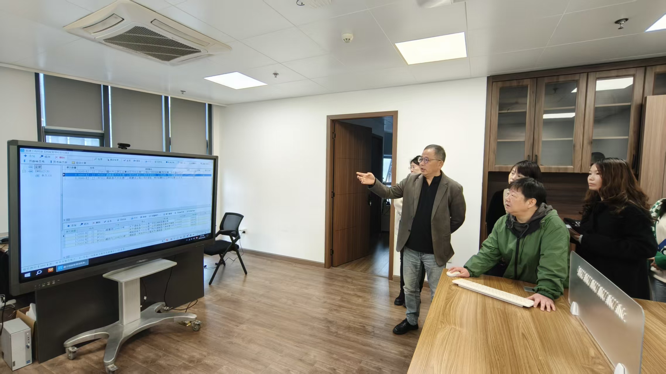 1766471225267153.jpg 1766471225267153.jpg